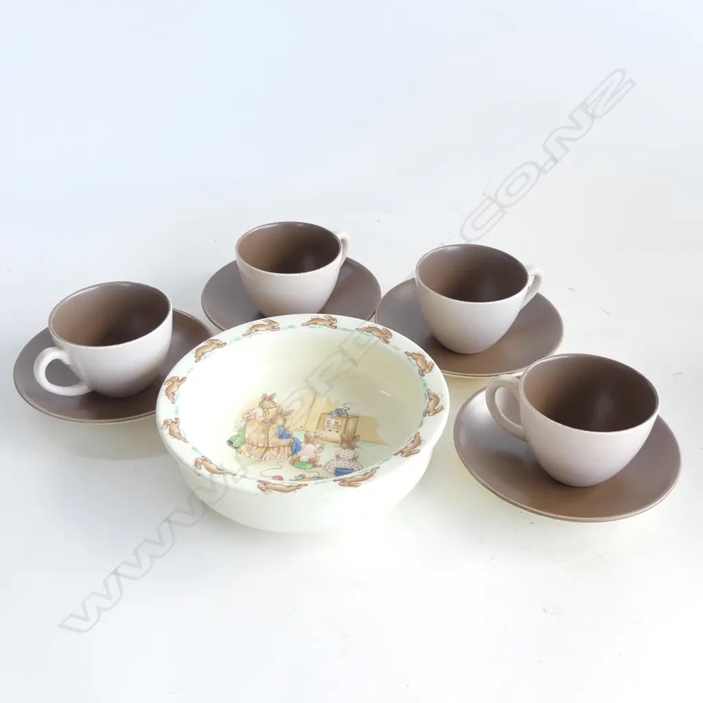 ROYAL DOULTON BABIES PLATE AND 4 DEMITASSE POOLE COFFEE CUPS & SAUCERS Image 1++