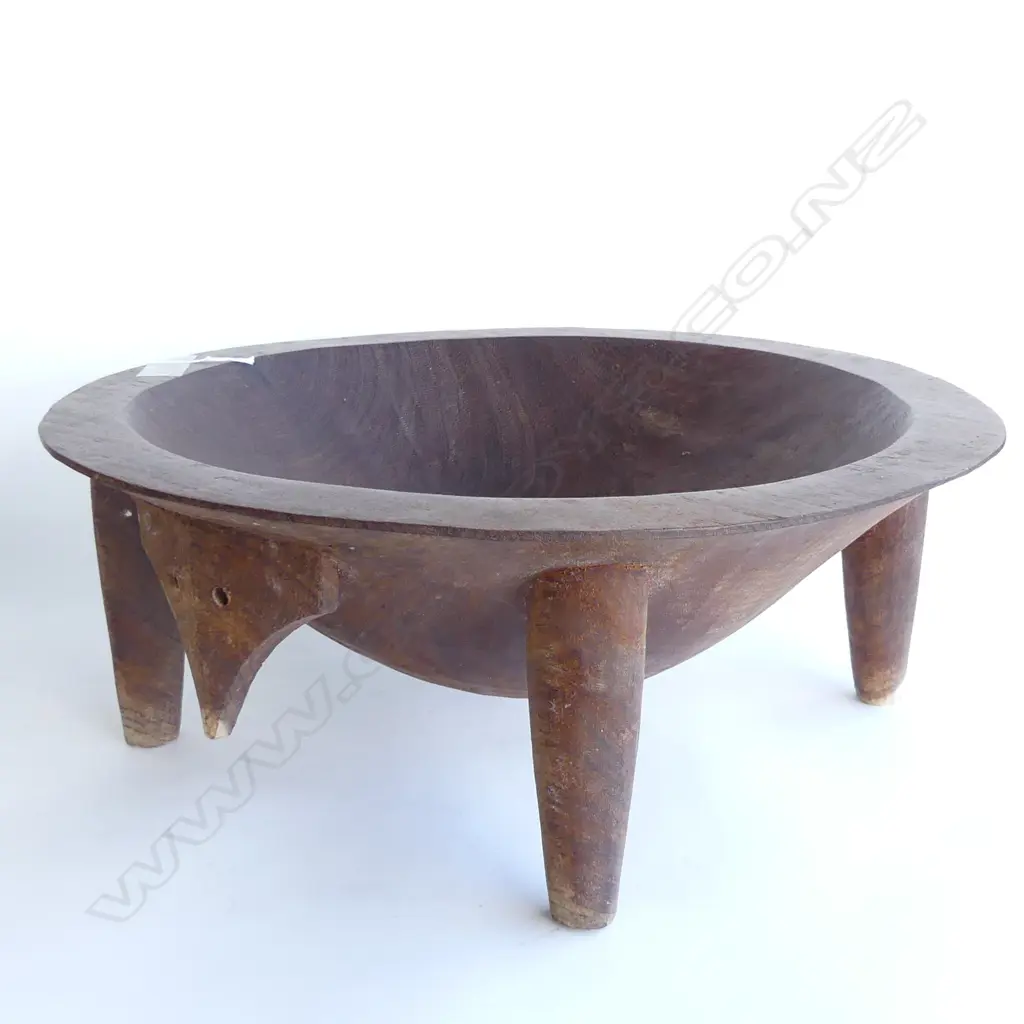 CARVED WOODEN KAVA BOWL 465mm dia Image 1++