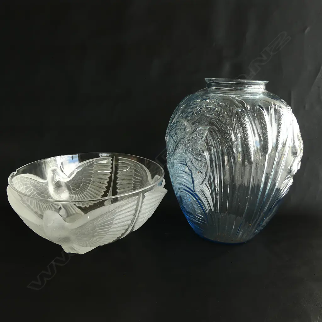 LALIQUE STYLE BOWL 255mm dia + LGE VASE w. BIRD DESIGN H.270mm BOTH w. CHIPS Image 1++