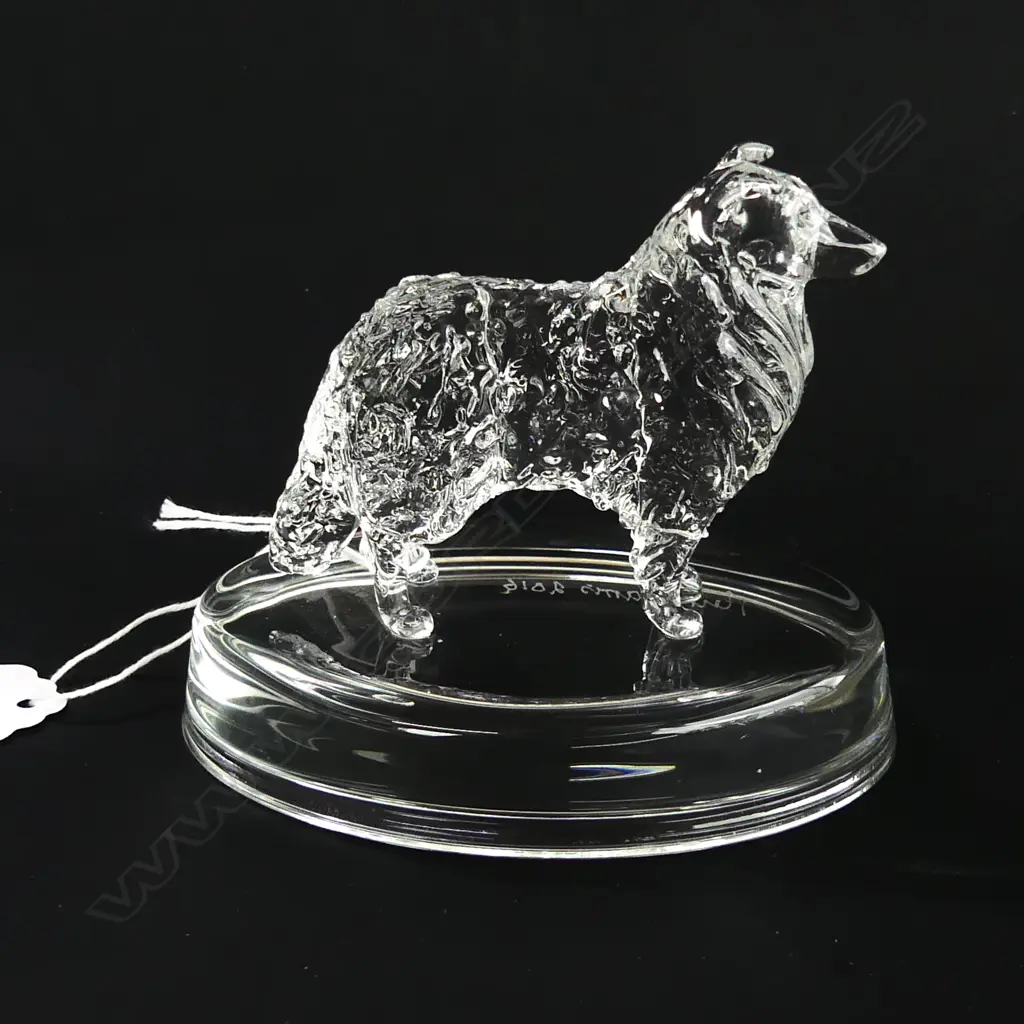 ROUGH COAT COLLIE DOG GLASS STATUETTE - SIGNED & DATED 'NEIL HARRIS 2016' Image 1++