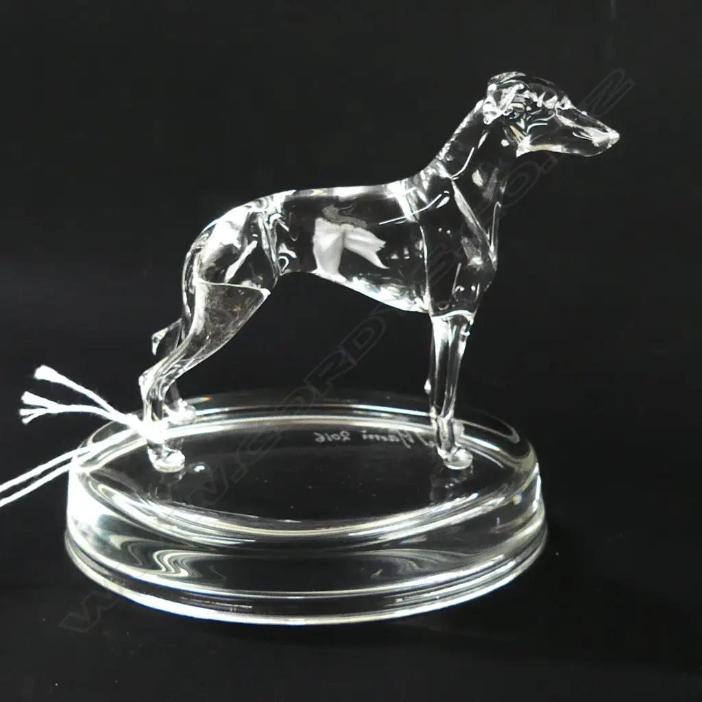 ITALIAN GREYHOUND GLASS STATUETTE - SIGNED & DATED 'NEIL HARRIS 2016' Image 1++