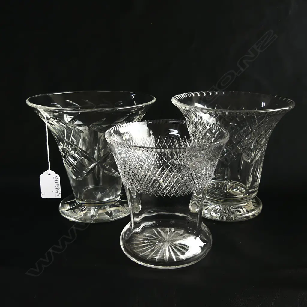 3 CRYSTAL VASES; TUDOR ETC H.150mm Image 1++