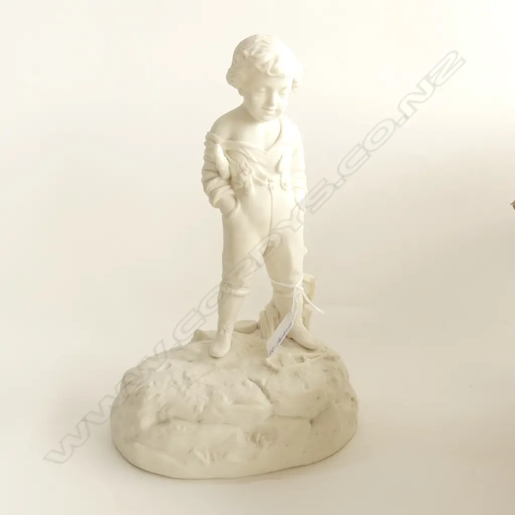 VICTORIAN PARIAN WARE FIGURE THE YOUNG TRAPPER LGE BASE. 'RC49' h.270mm Image 1++