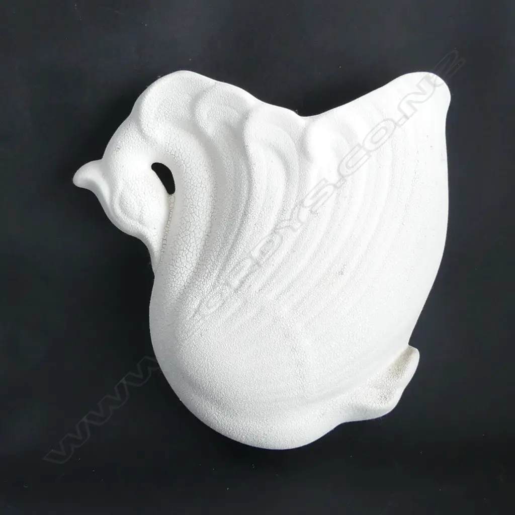 TITIAN STUDIOS SWOOSE WALL VASE CRACKLE GLAZE H 190 MM MINOR CRACK Image 1++