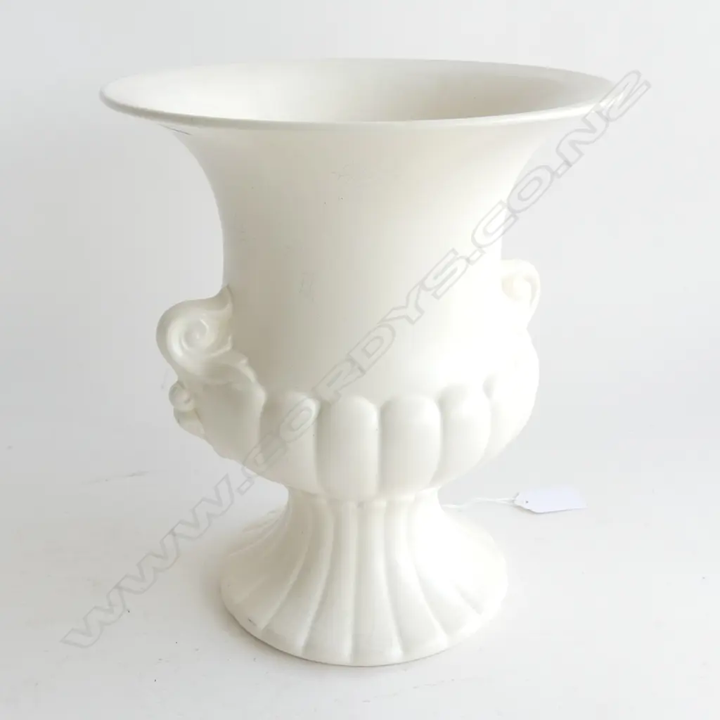(20664) CROWN LYNN CAMPANA VASE #593K H. 230mm  Image 1++