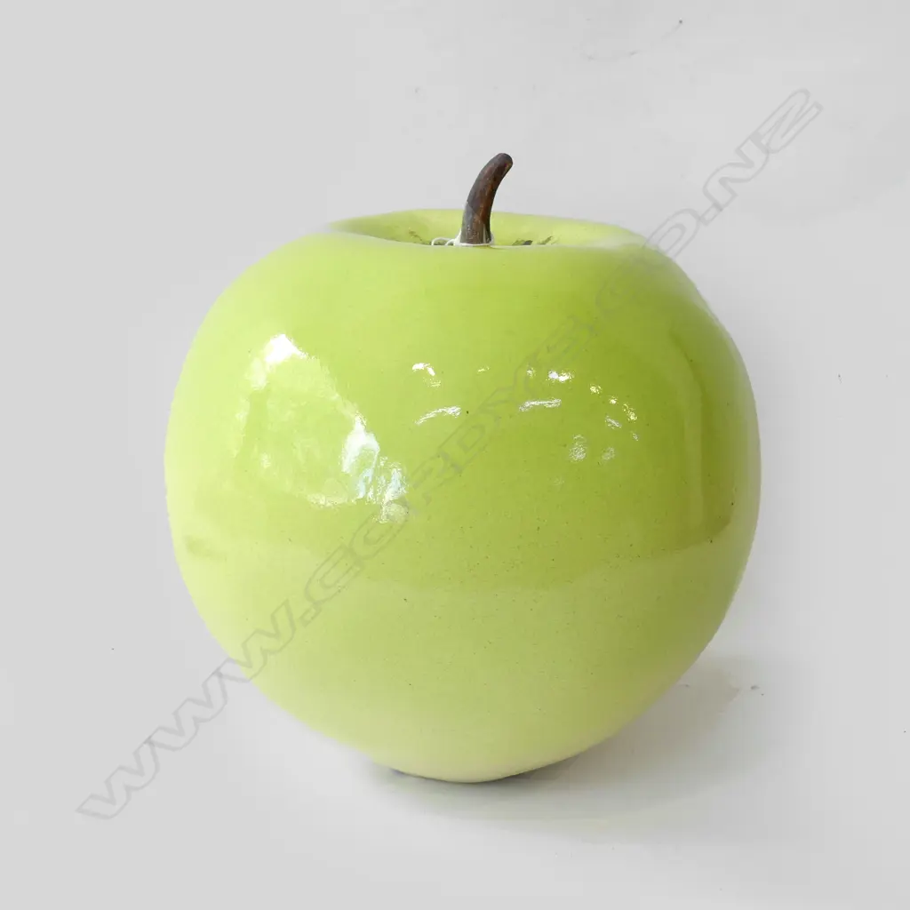 LG TONY KALE GREEN  APPLE GARDEN ORB APPROX DIA 260MM Image 1++