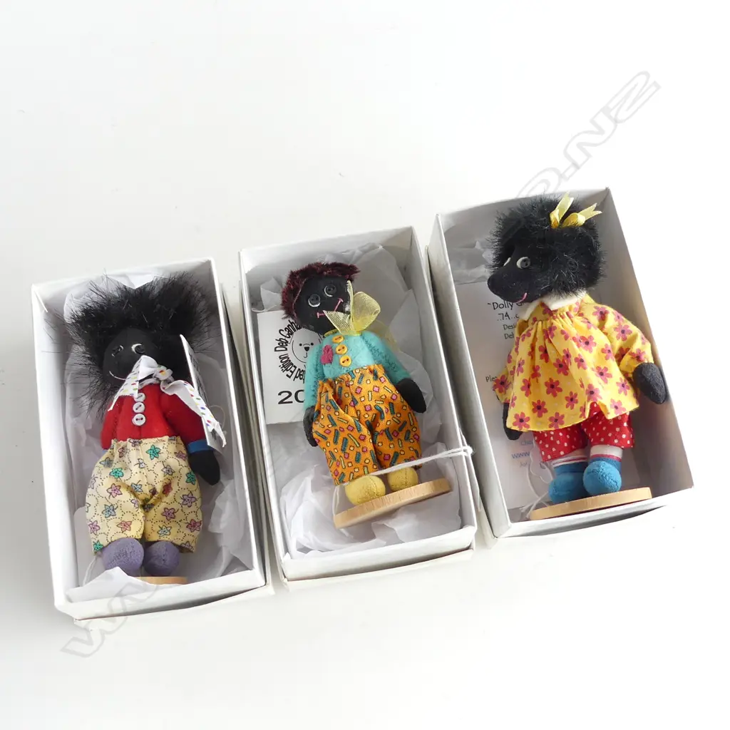 3 DEB CANHAM LTD. ED. GOLLY DOLLS; 'NAUGHTY GOLLY', 'DOLLY GOLLY' & GOODY GOLLY'ALL BOXED w. CERTIFICATES H.110mm Image 1++
