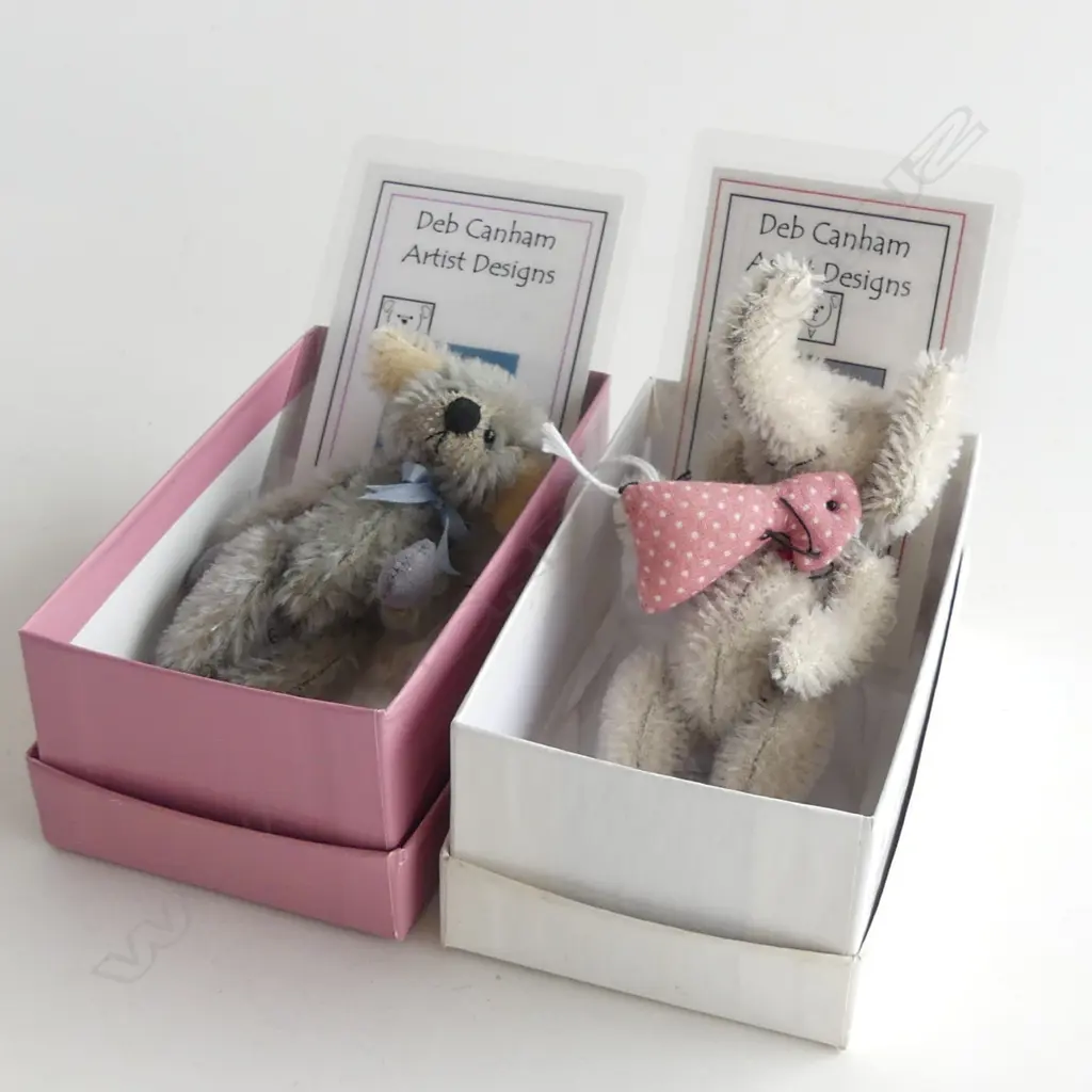 2 DEB CANHAM LTD. ED. COLLECTORS CLUB BEARS; 'BILLY BLOO' & 'JUMBALAYA' boxed w. certificates H.110mm  Image 1++