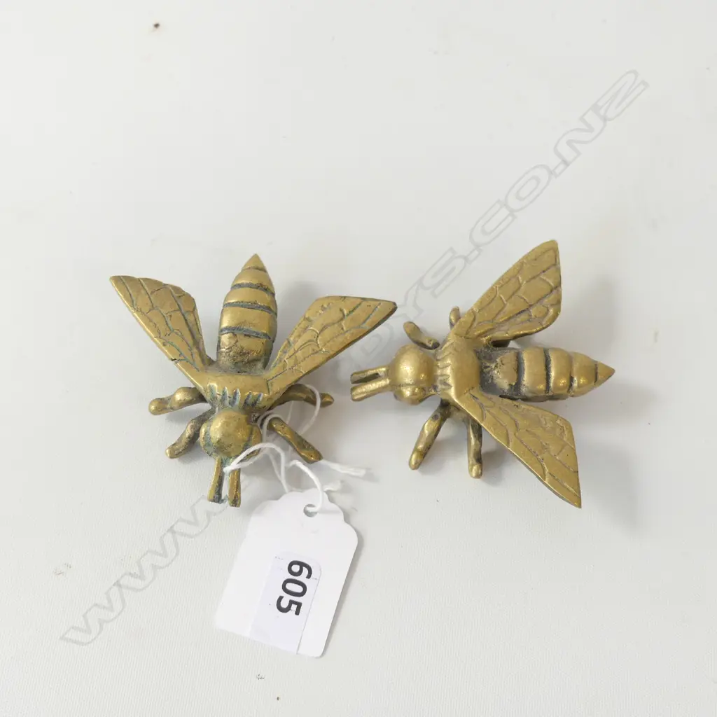 2 BRASS BEES Image 1++