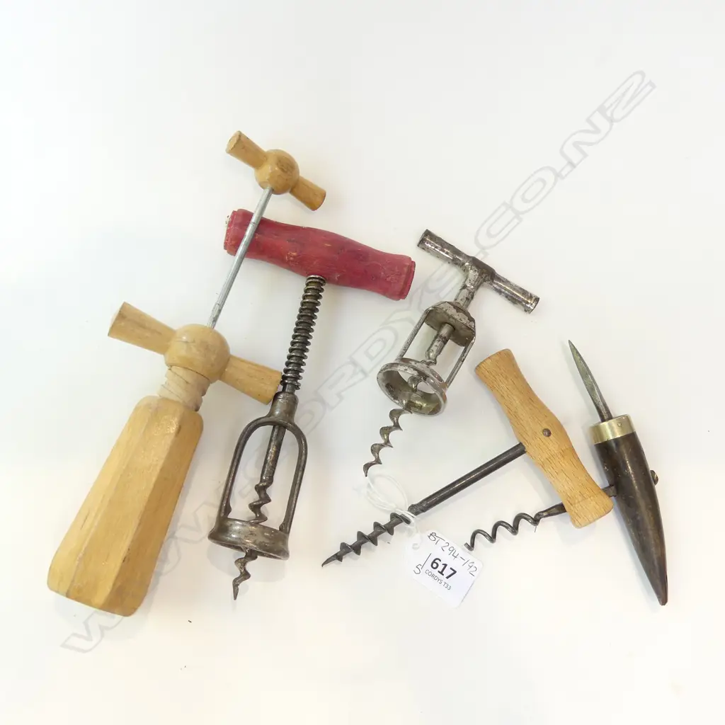 5 ASST OLD CORKSCREWS, HORN HANDLE ETC.. Image 1++