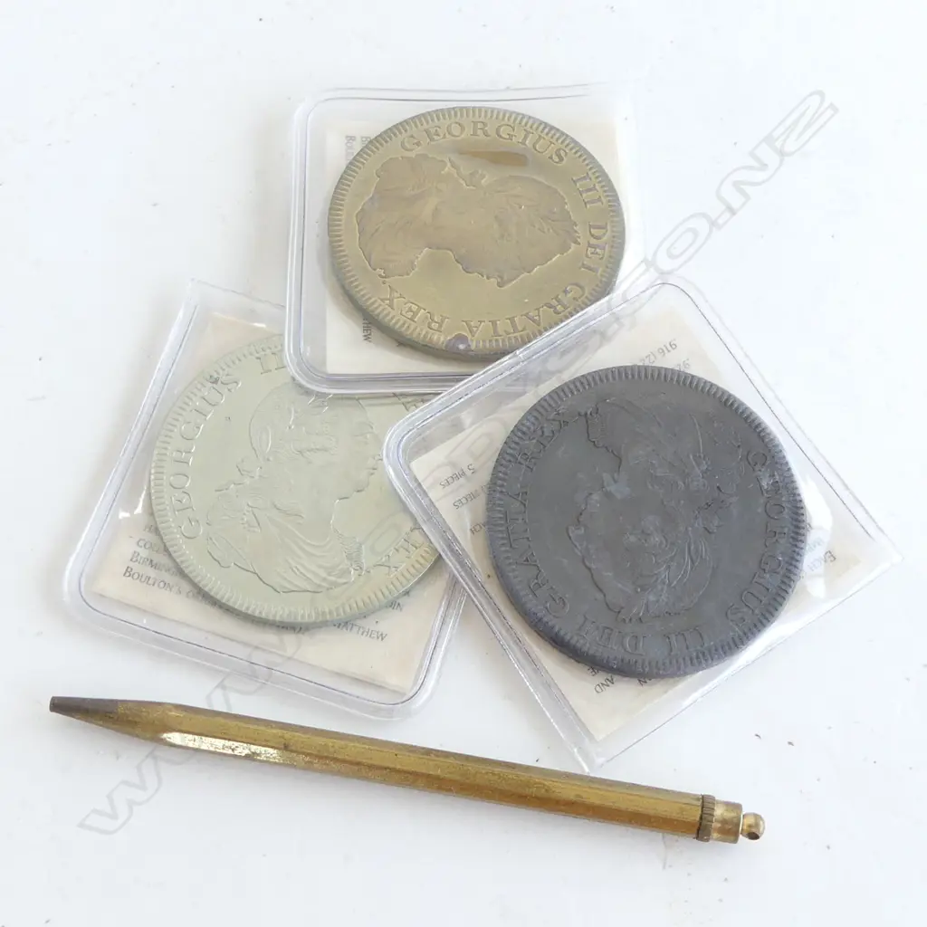 VINTAGE PROPELLING PENCIL & 3 OLD COINS  Image 1++