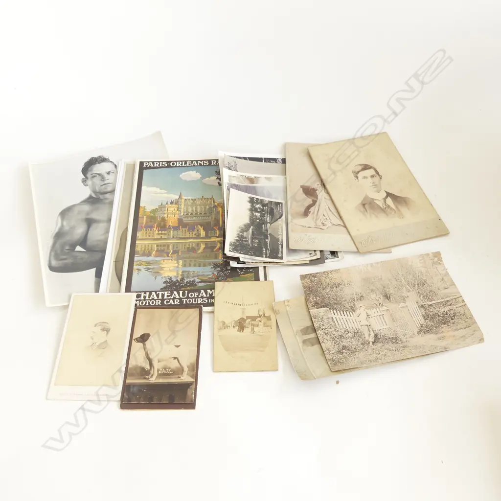LOT ASST VINTAGE PHOTOS WRESTLERS/PICTORIAL ETC H210 MM Image 1++