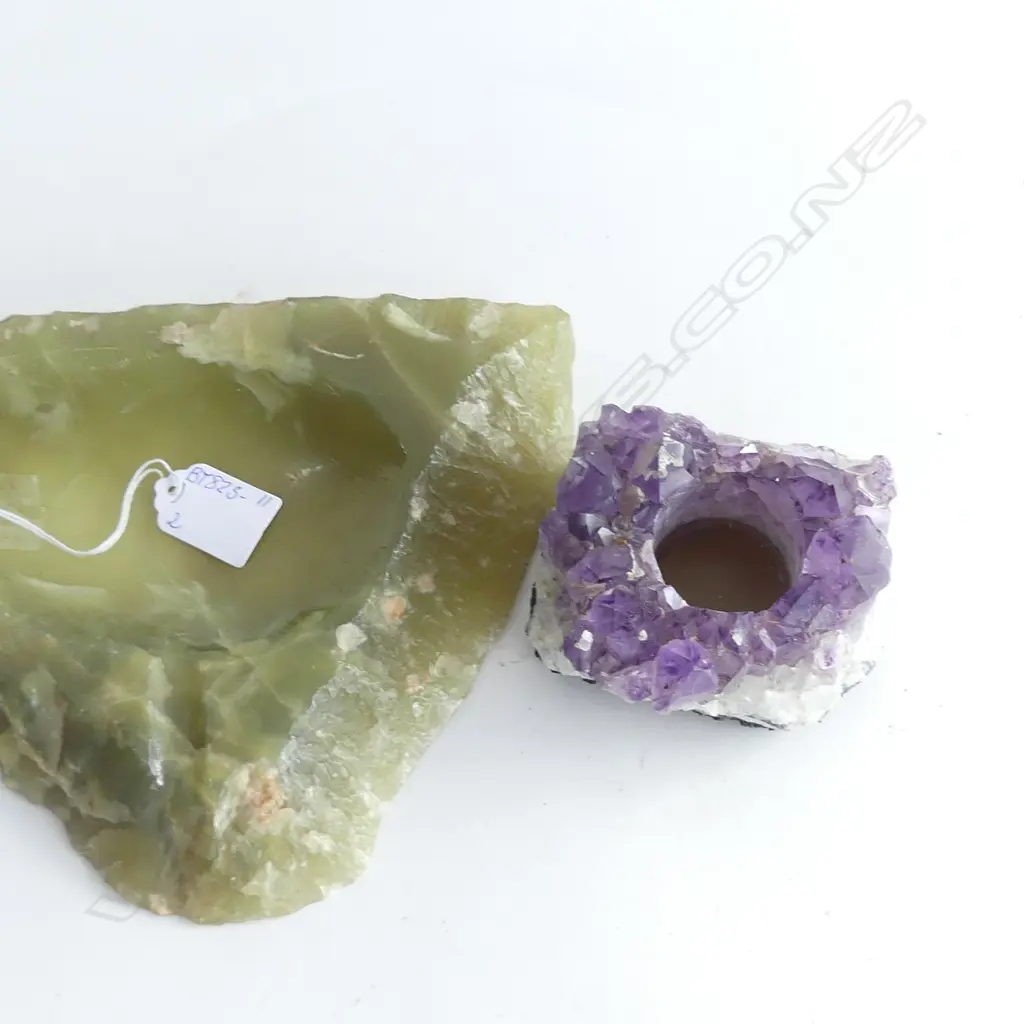 AMETHYST QUARTZ DIODE (H 63 L 90MM) +  ONYX CARVED DISH L 260MM Image 1++
