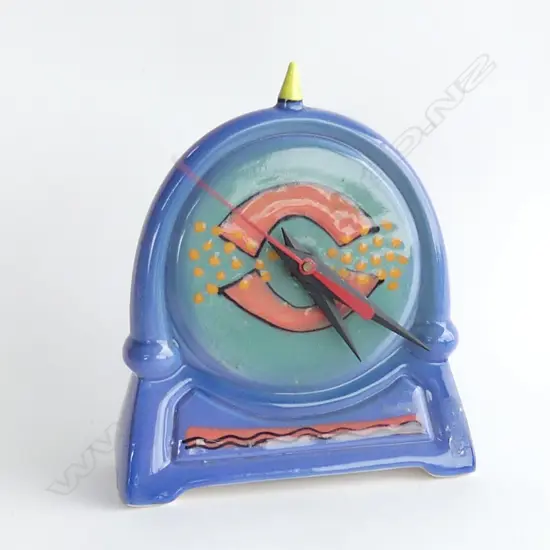 BRENDAN ADAMS (NZ) MANTLE CLOCK (WORKING) H 175MM