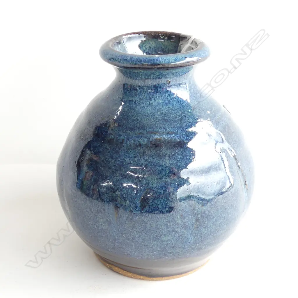 PETER STICHBURY CHUN OVER TENMOKU SQUAT OVID VASE H.130mm Image 1++
