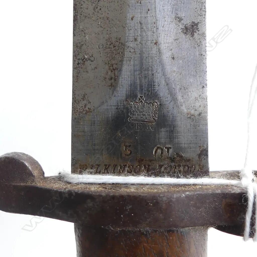 WWII BRITISH BAYONET MK1 TYPE 2 IN SCABBARD L. 435mm Image 1++