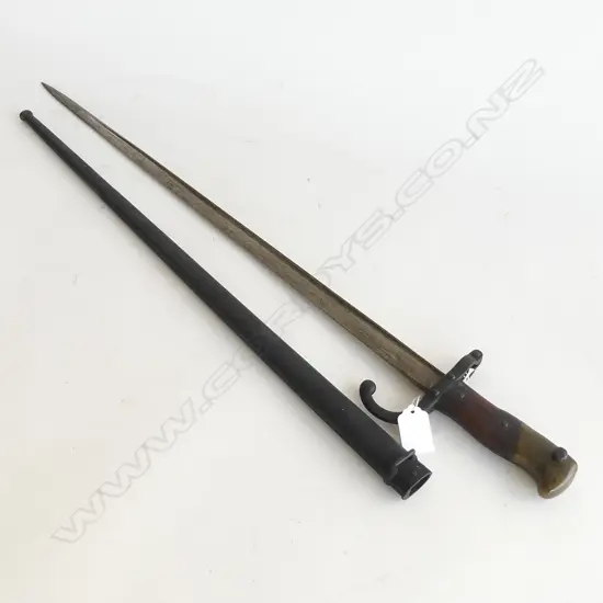 WWI BAYONET IN METAL SCABBARD  MADE POSSIBLY FOR BELGIAN MALE L 660mm