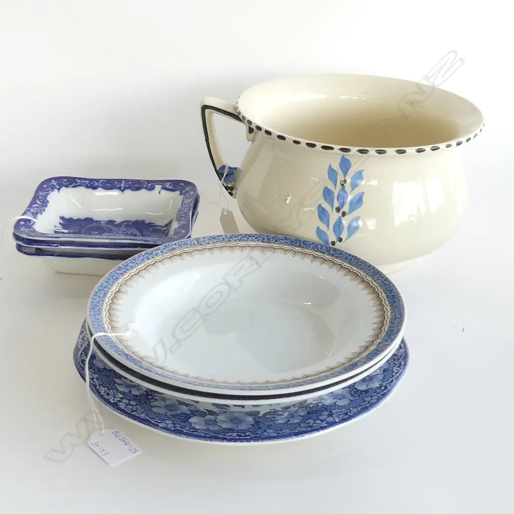 BURLEIGH WARE POTTY + 3 GEORGE JONES B&W DISHES (L 150MM) + 3 OTHER DISHES Image 1++