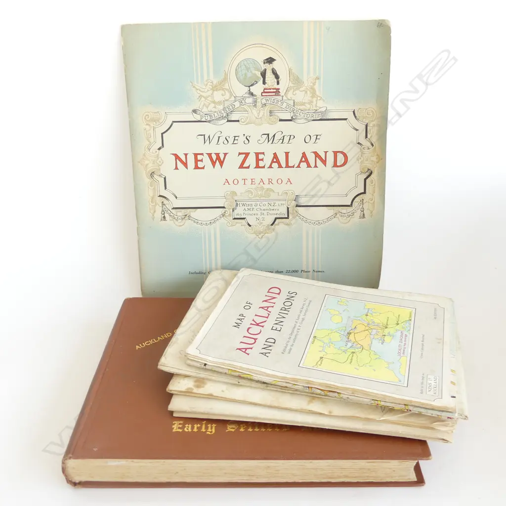 AUCKLAND CENTENNIAL 1940 SETTLERS ROLL + NZ MAPS Image 1++