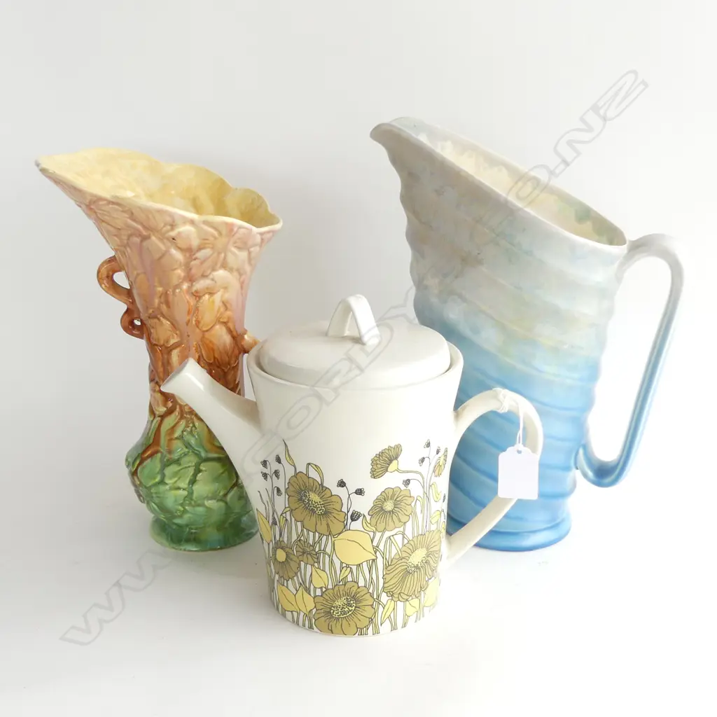 3 JUGS - BESWICK CROWN LYNN & SYLVAC Image 1++