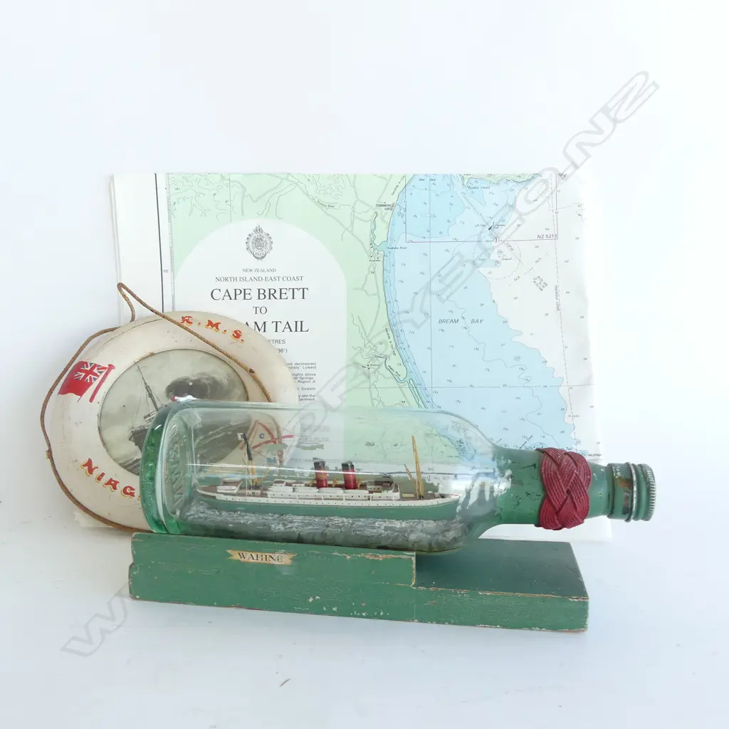 SHIP IN A BOTTLE (L 270MM), RMS NIAGARA LIFEBOUY FRAME (DIA 170MM) + CAPE BRETT TO BREAM TAIL NZ MAP  Image 1++