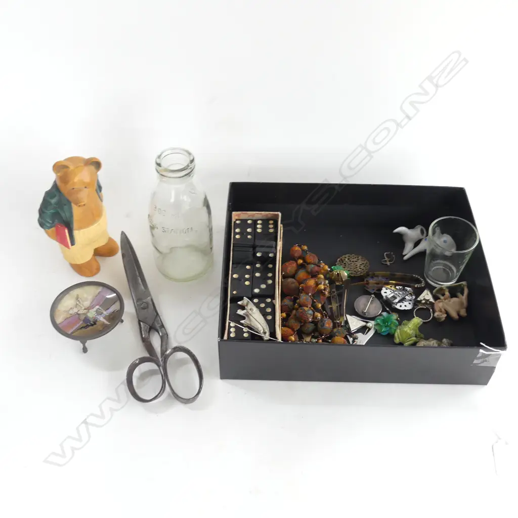 ASST. ITEMS; COSTUME JEWELLERY, BEVERLY JONES BEAR, DOMINOES ETC Image 1++