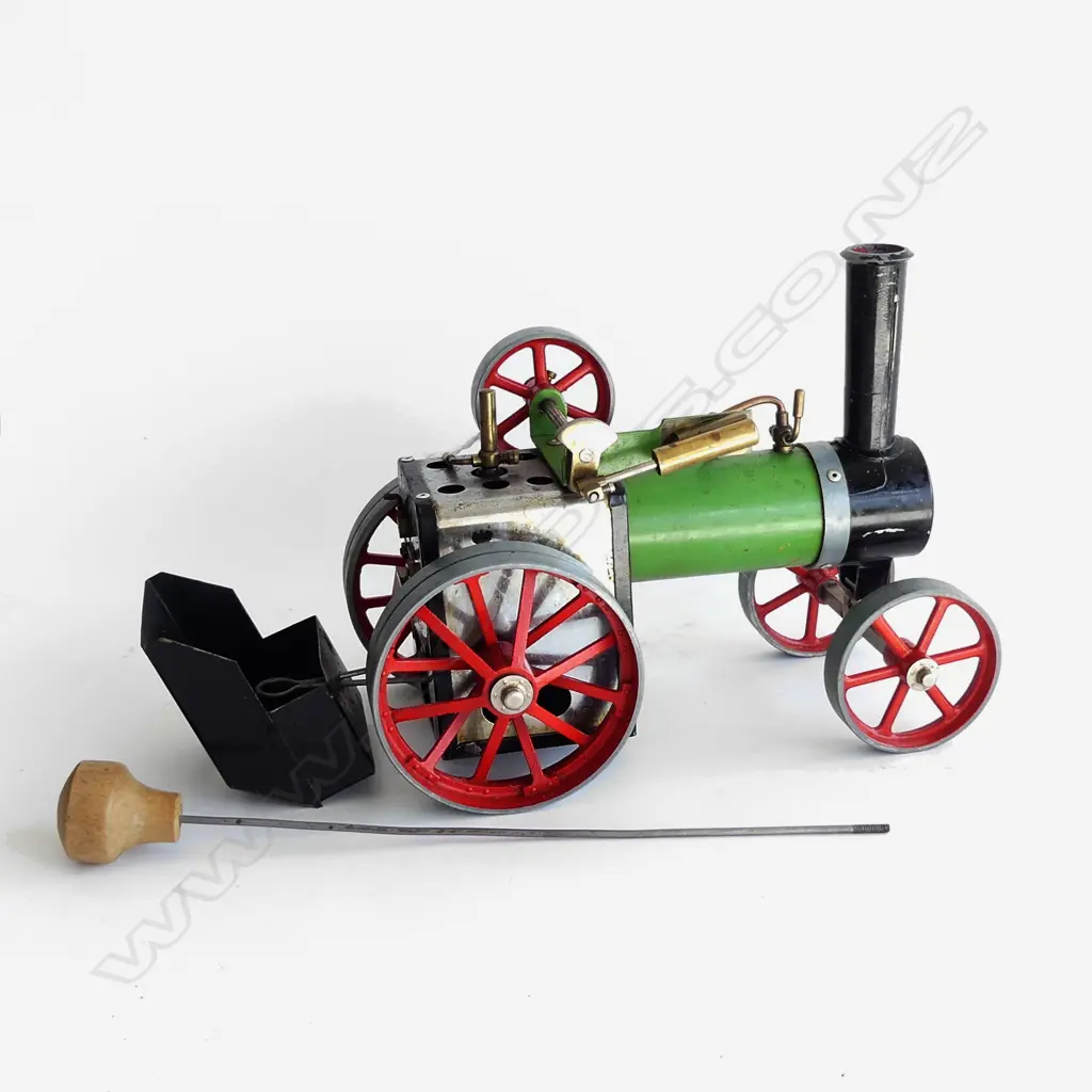 MAMOD TRACTION ENGINE BOXED Image 1++