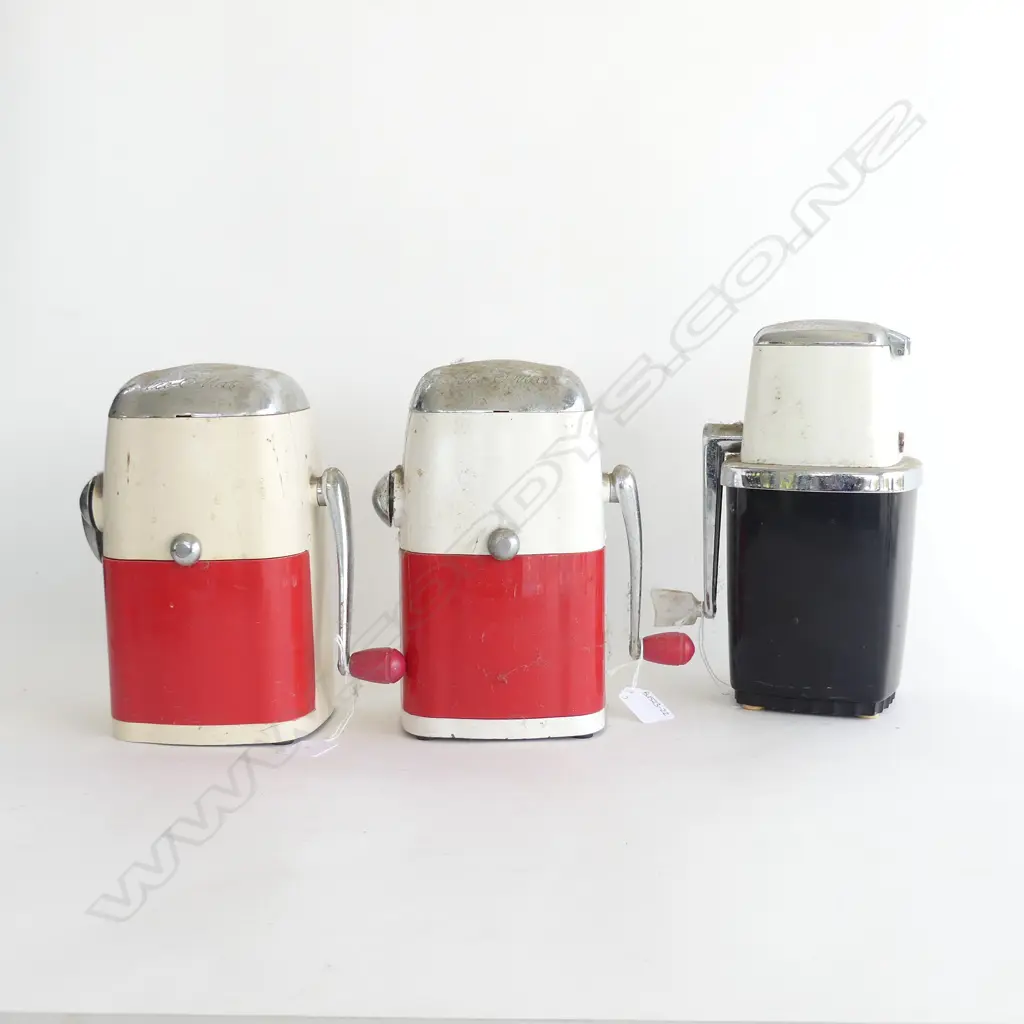 3 RETRO ICE GRINDERS H. 245mm Image 1++