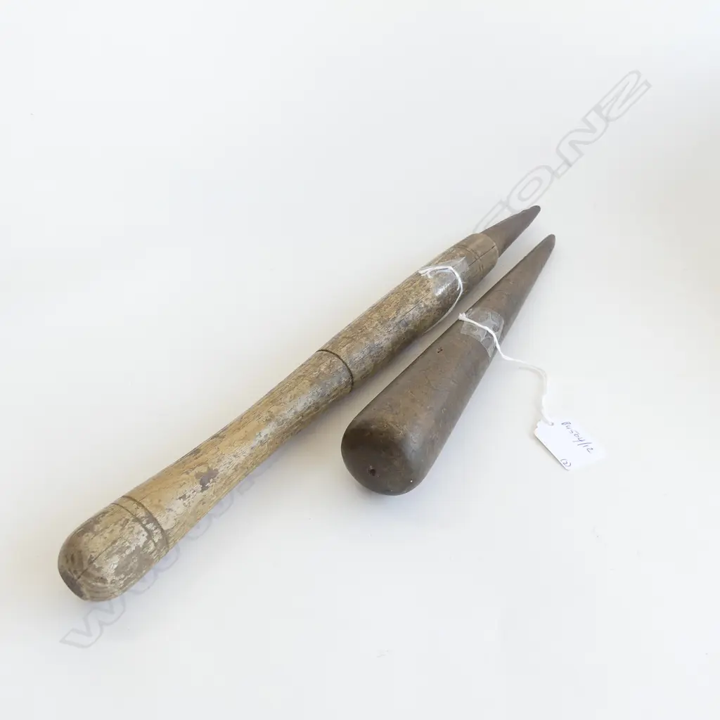 WOODEN FID AND CROQUET PEG L410 MM Image 1++
