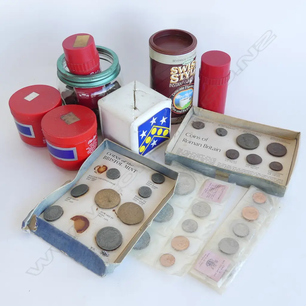 BOX OF COINS Image 1++