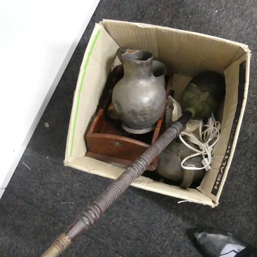 LOT ASST PEWTER/TRAY PIPE ETC Image 1++