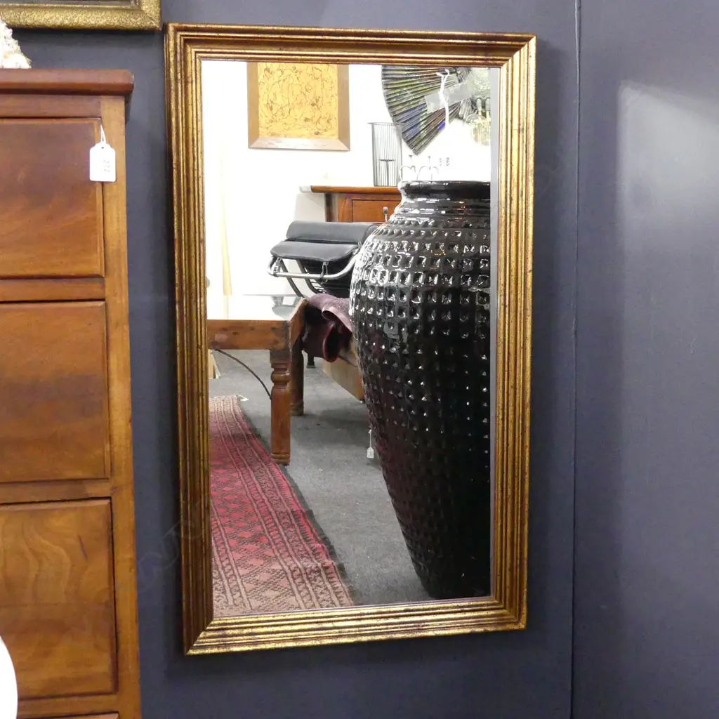 GILT FRAME MIRROR 890x525mm Image 1++