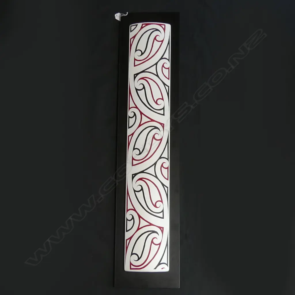 BRIAN MITCHELL HAND PAINTED MAORI KOWHAIWHAI PANEL 'NGA NGAHERE' 900x200mm Image 1++