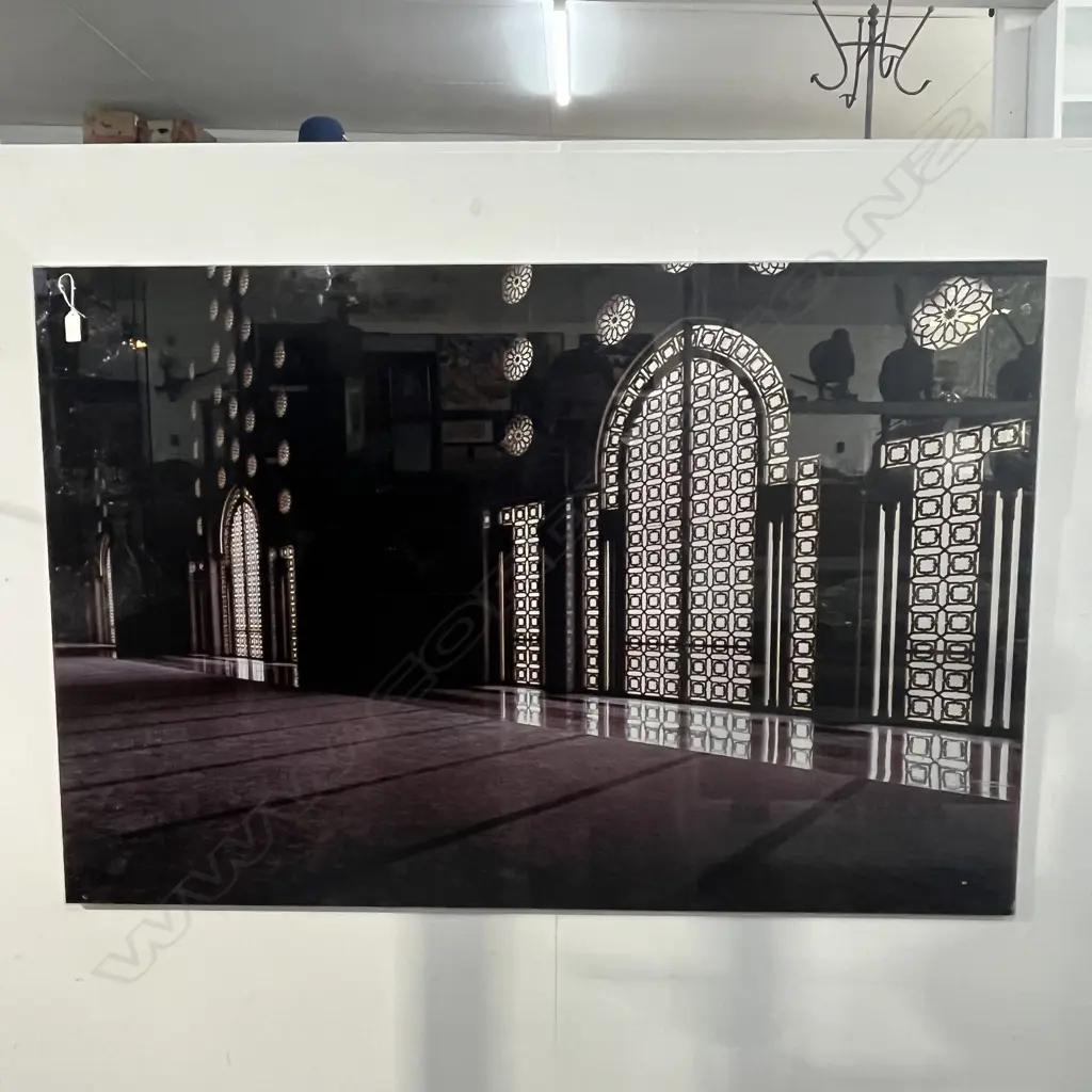 GLASS ARCHITECTURAL MOROCCAN SCENE 800x1200 Image 1++