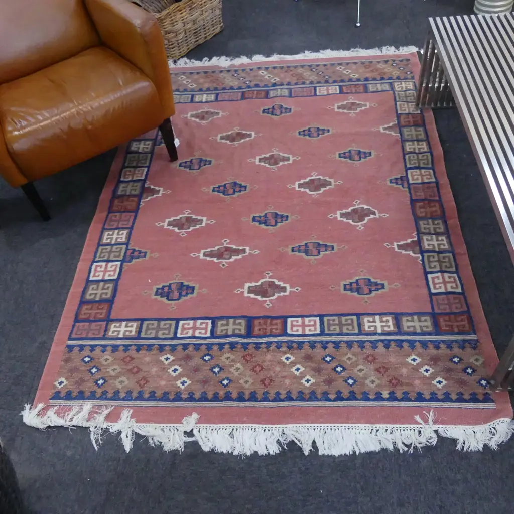 HAND WOVEN KELIM w. TERRACOTTA RED GROUND 2000x1440mm Image 1++
