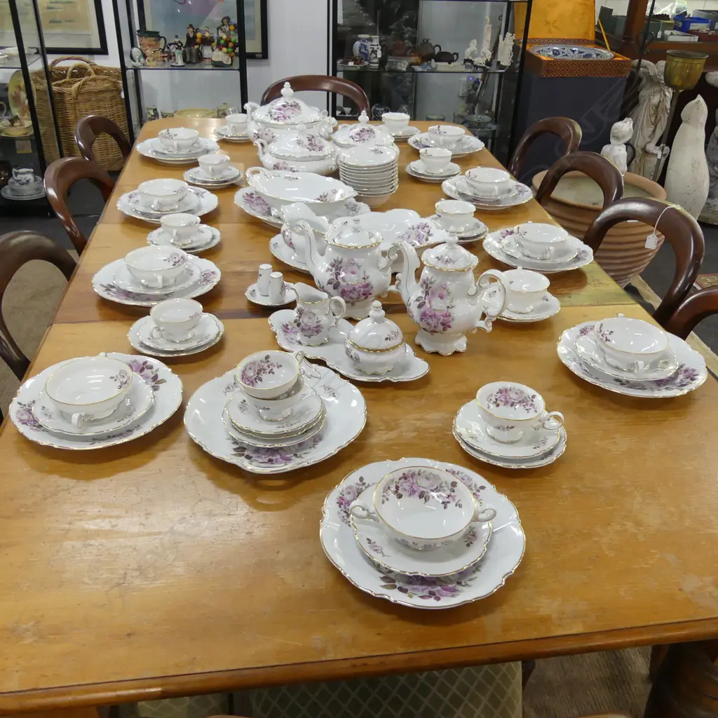VERY LG HUTSCHENREUTHER 'SYLVIA' 10 PLACE DINNER SERVICE... Image 1++