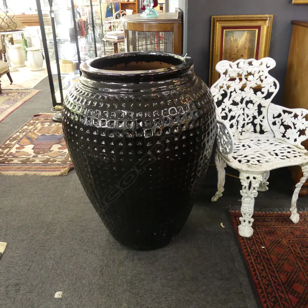 HUGE BLACK PAINTED TEXTURED GARDEN POT  980 X 660MM Image 1++
