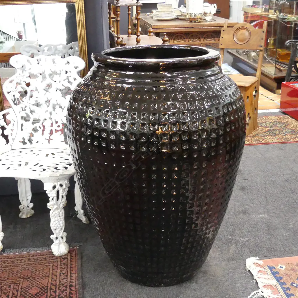 HUGE BLACK PAINTED TEXTURED GARDEN POT  980 X 660MM Image 1++