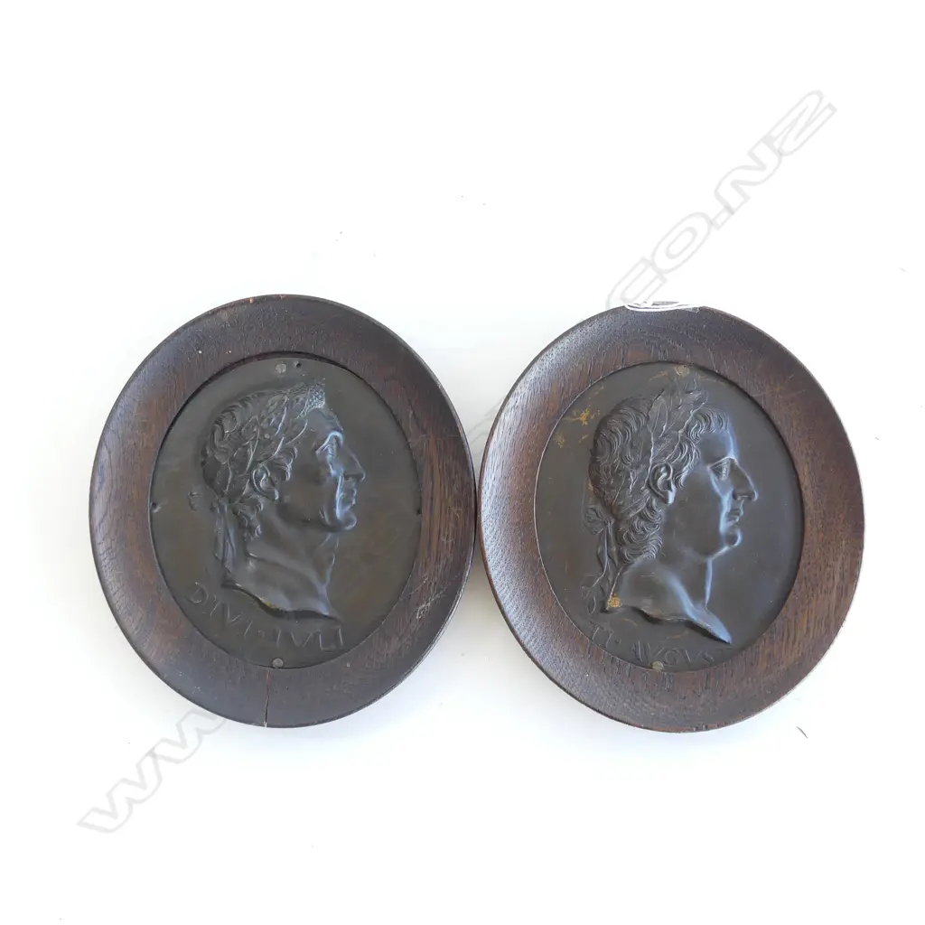 PR BRONZE ROMAN HEAD PLAQUES IN WOODEN FRAMES 190 X 170MM Image 1++
