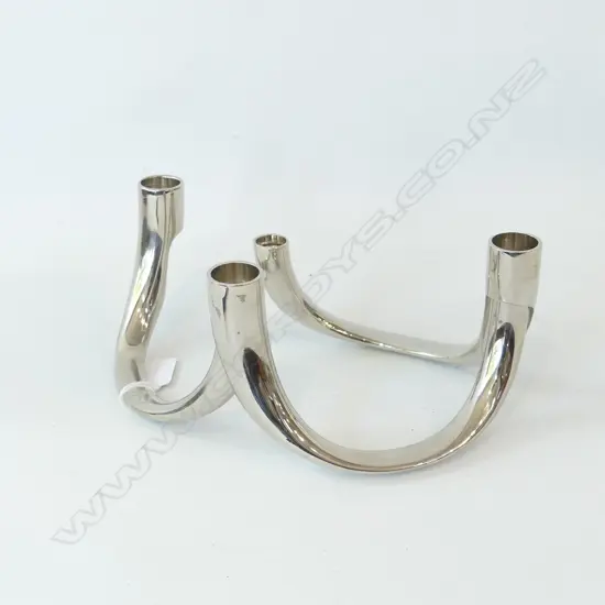 PHILIPPI 'BOW' MAGNETIC CANDLE HOLDER 180mm dia