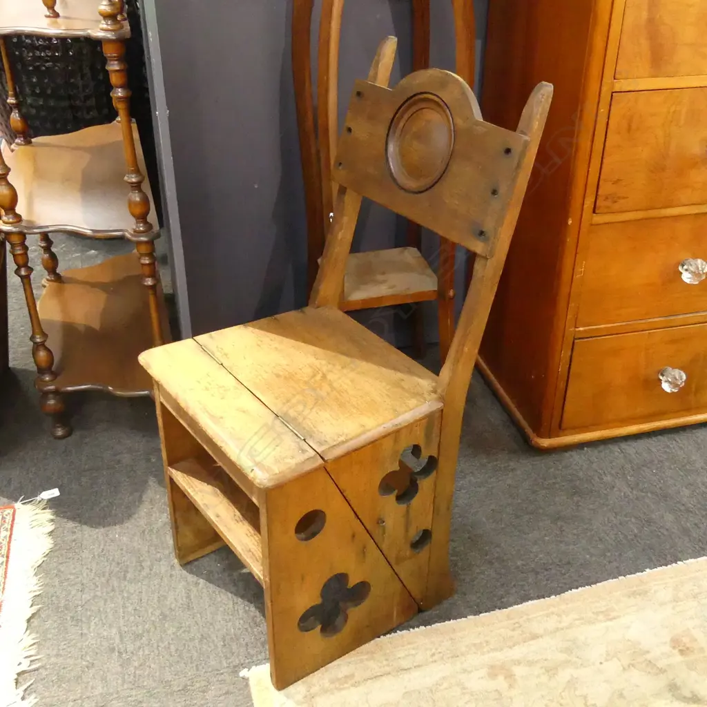 ANTIQUE GOTHIC STYLE LADDER CHAIR Image 1++