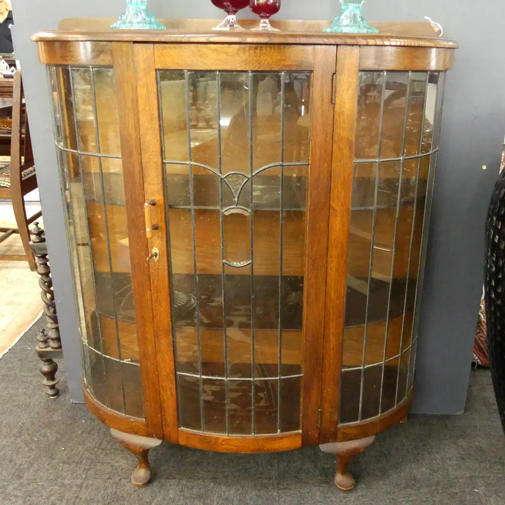 QUEEN ANNE STYLE LEAD LIGHT CHINA CABINET 2 GLASS PANELS CRACKED Image 1++