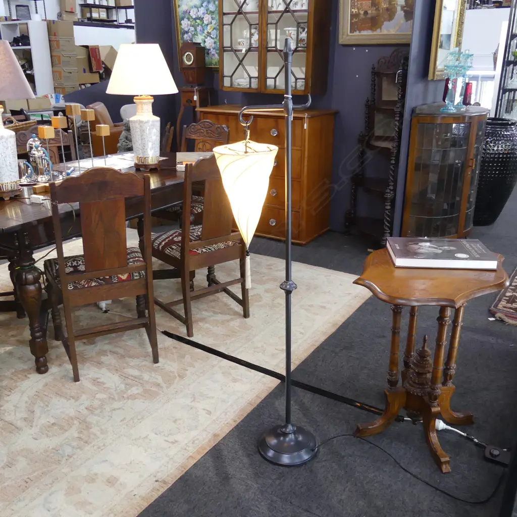 VENETIAN STYLE FLOOR LAMP w. SILK SHADE H.1440mm Image 1++