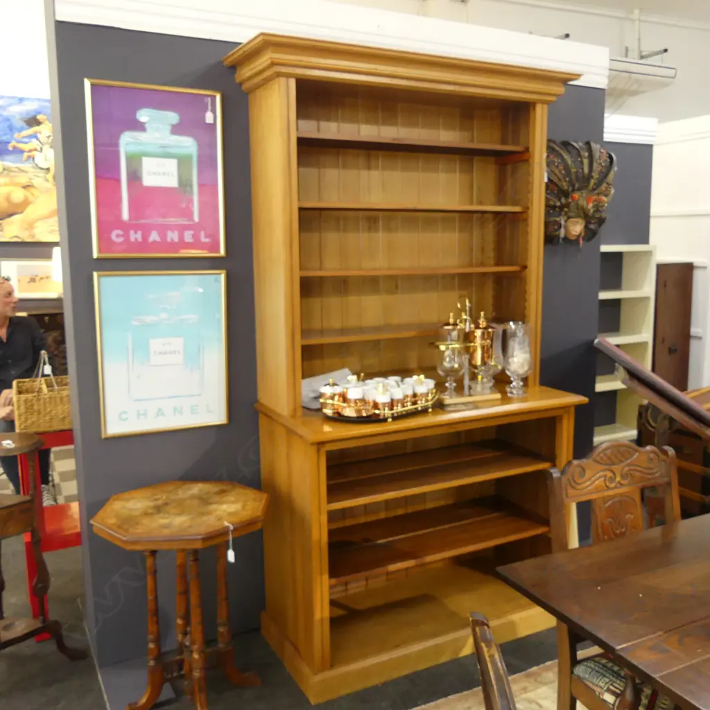 RIMU 2 PART DRESSER 1165x560x2170mm Image 1++