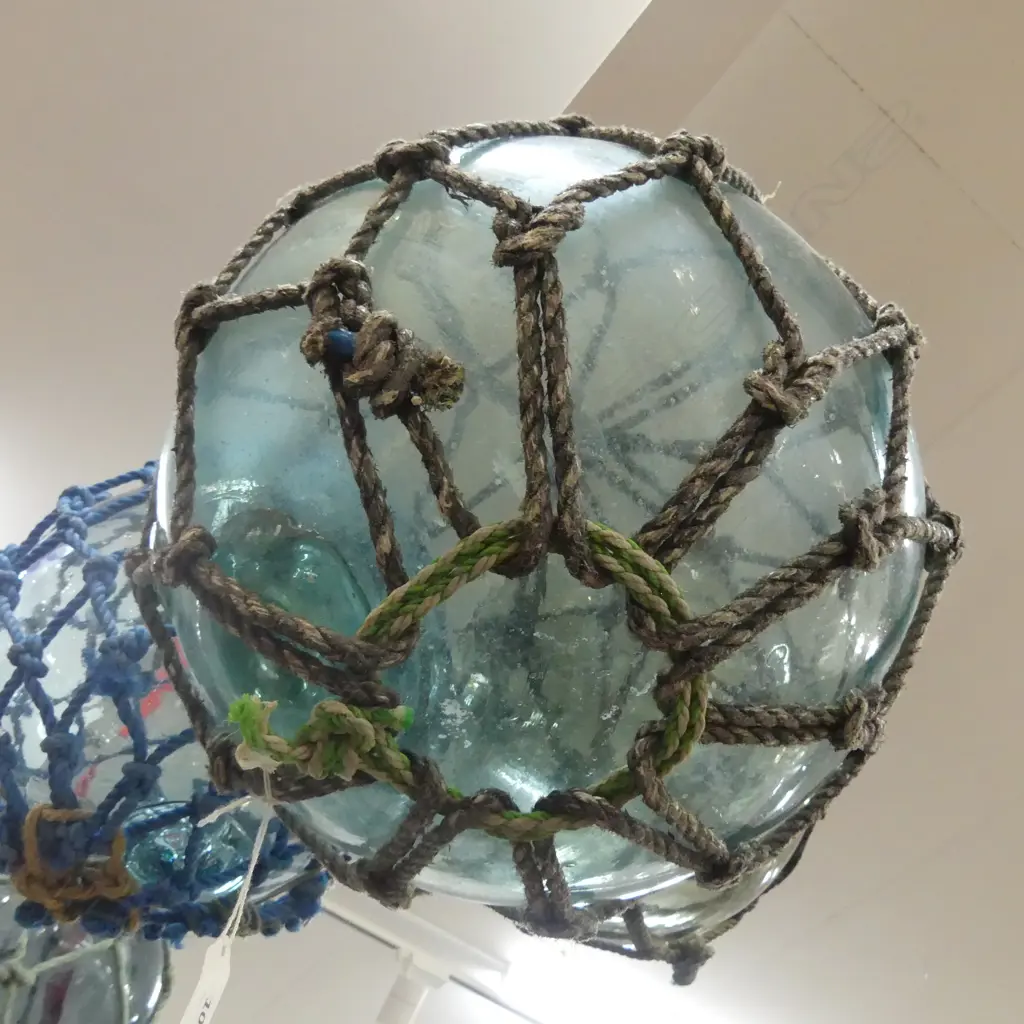 OLD JAPANESE HOKKAIDO GLASS BUOY W NETTING Dia.360mm Image 1++