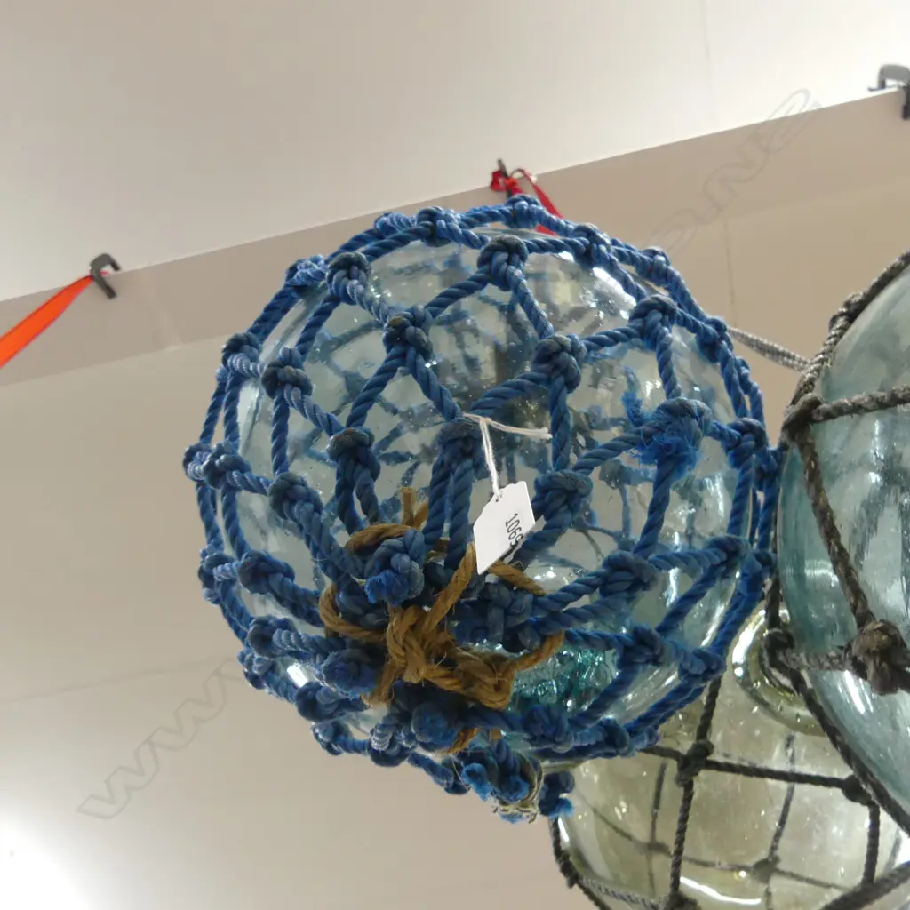 OLD JAPANESE HOKKAIDO GLASS BUOY W NETTING Dia.320mm. Image 1++