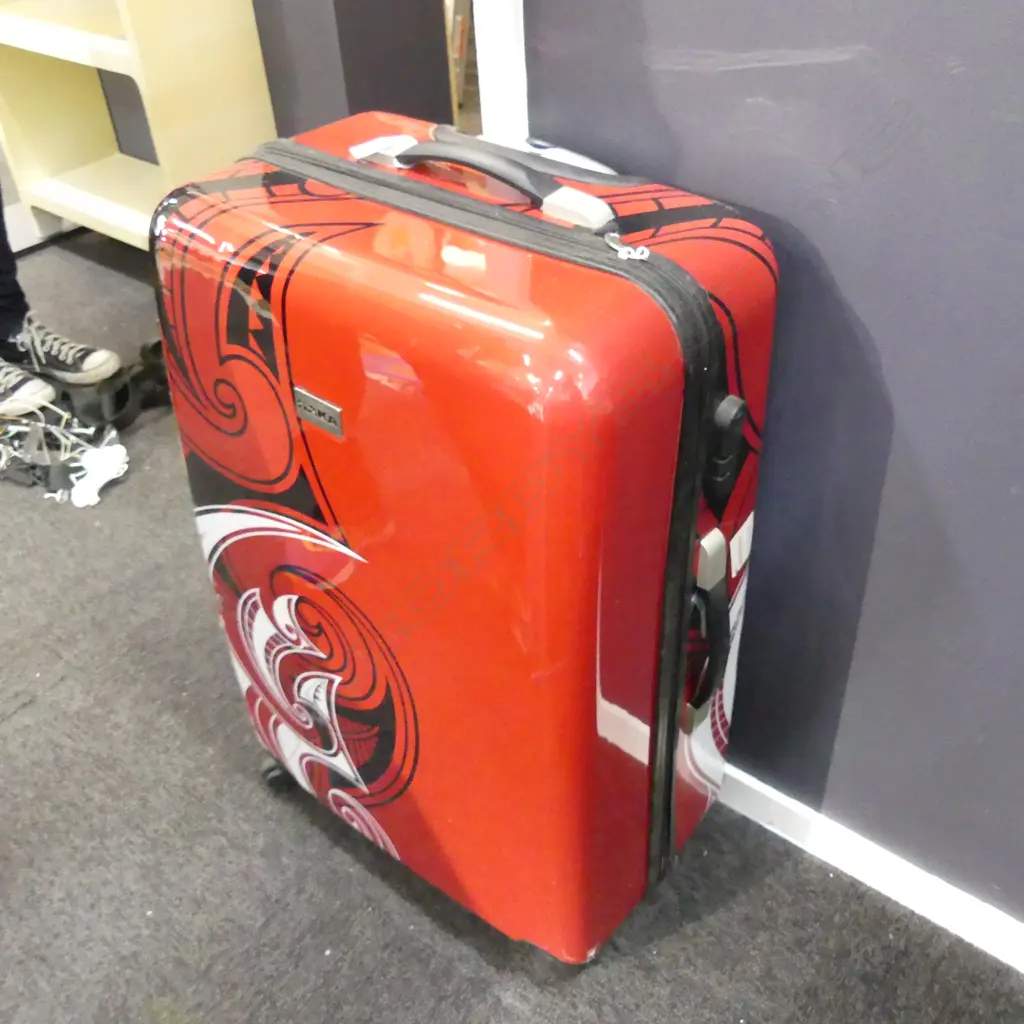 LG RED HAKA BRAND HARD SHELL SUIT CASE WITH MAORI DESIGN L 780MM Image 1++