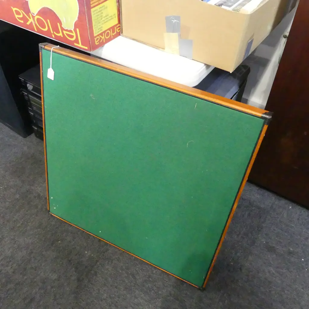 GREEN FELT TOPPED CARD TABLE  Image 1++