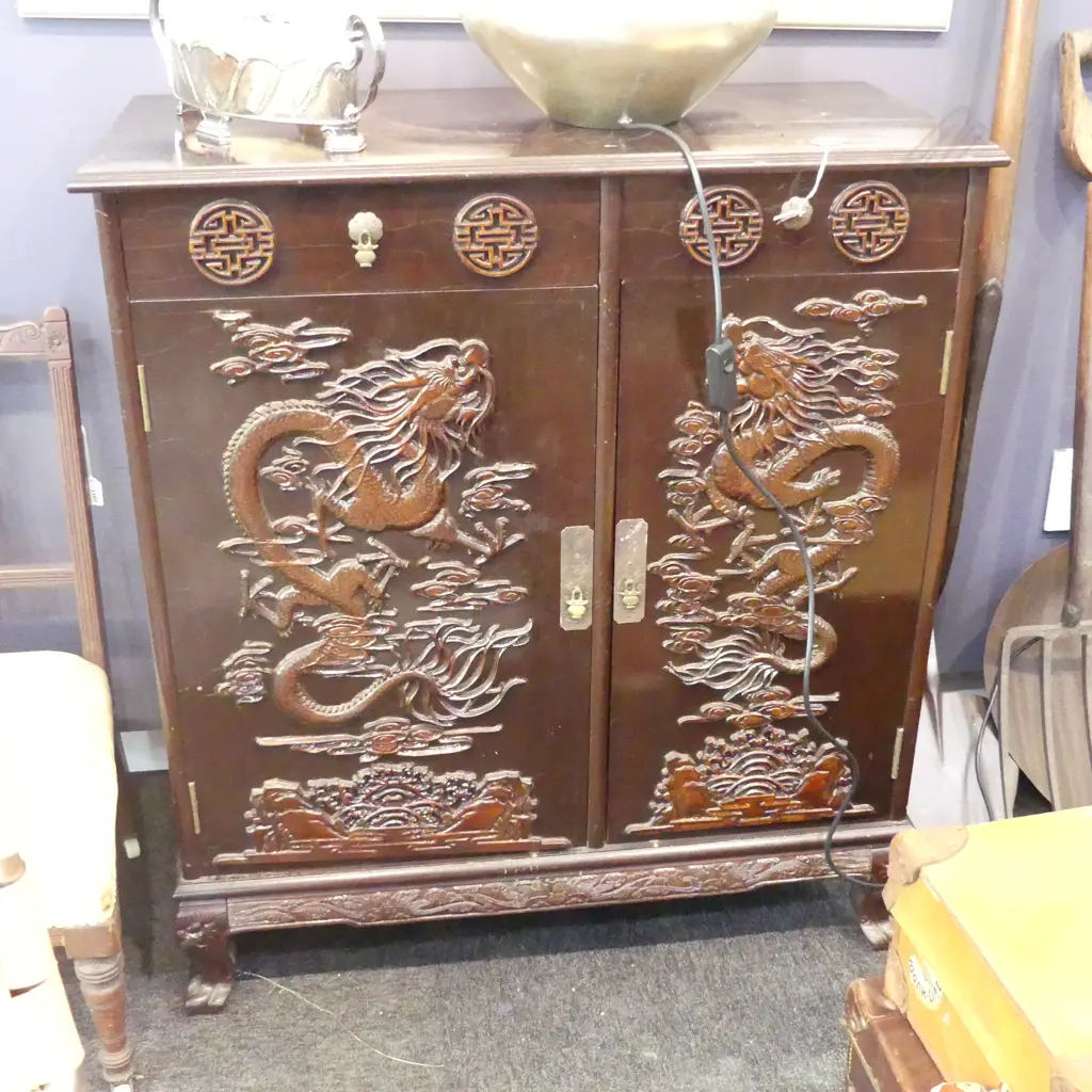 CHINESE CABINET Image 1++