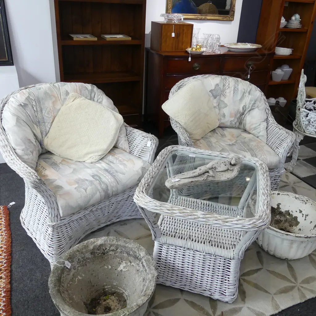 3 PC WHITE PAINTED CANE WICKER SUITE - 2 CHAIRS & GLASS TOPPED TABLE (600 X 650MM) Image 1++